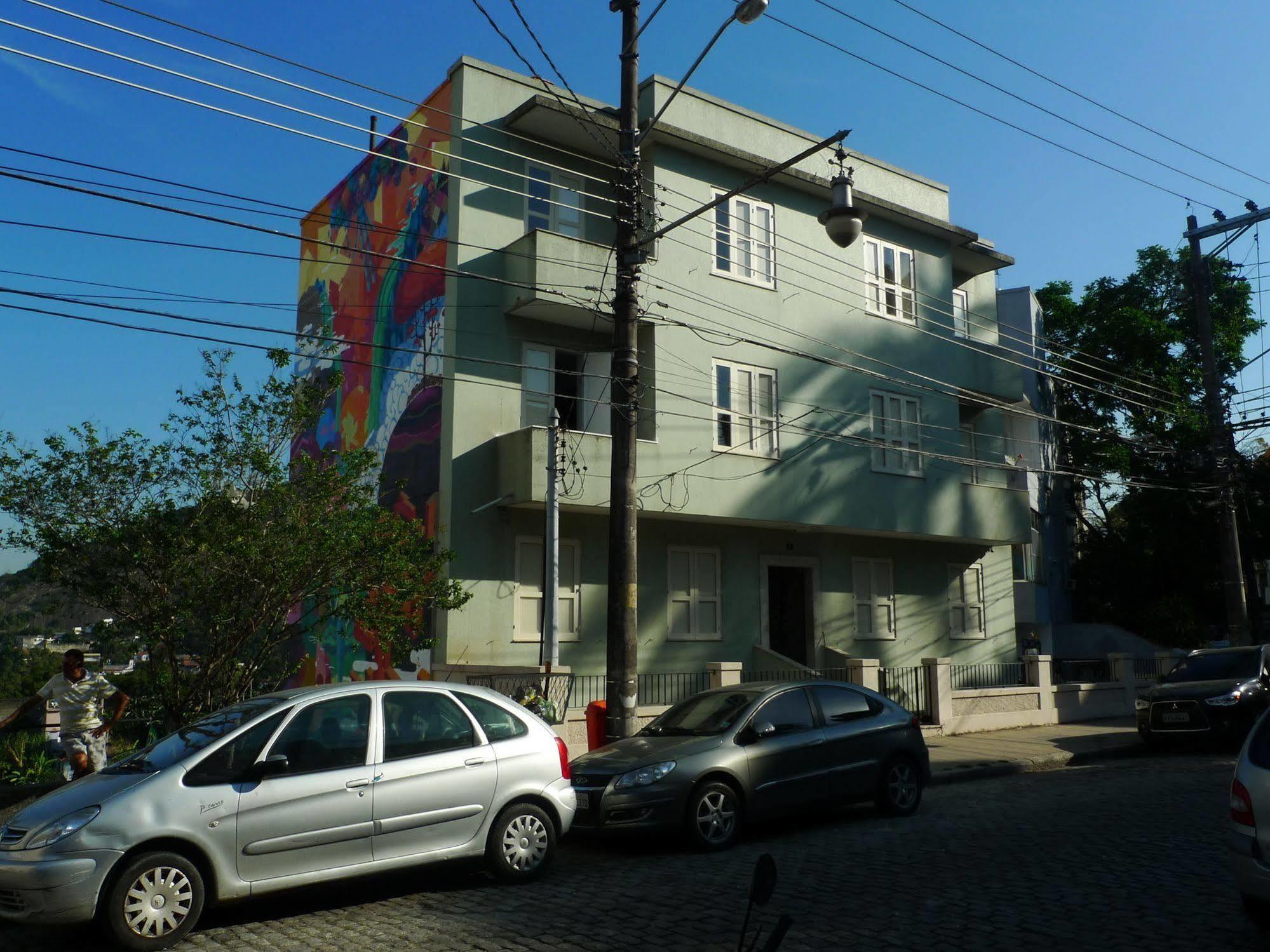 Sugar Loft Aparthotel